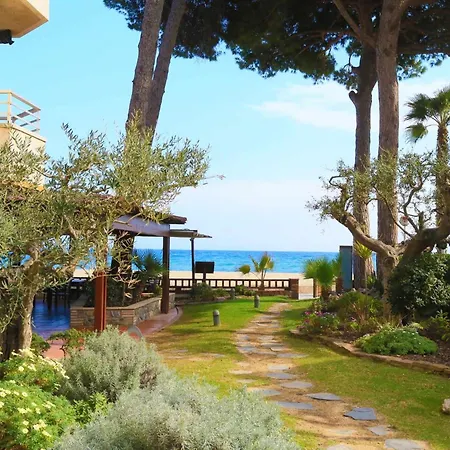 Tucan - Only Families Apartment Cambrils